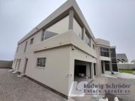SEAFRONT VILLA - Vogelstrand